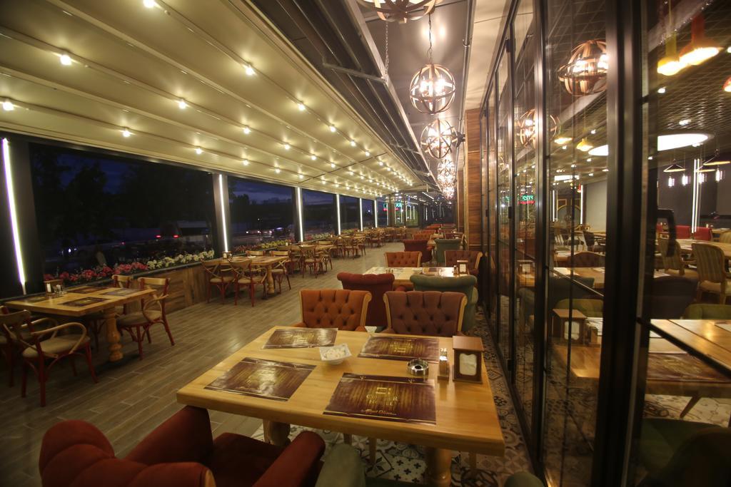 The Corner Hotel Sincan Ngoại thất bức ảnh