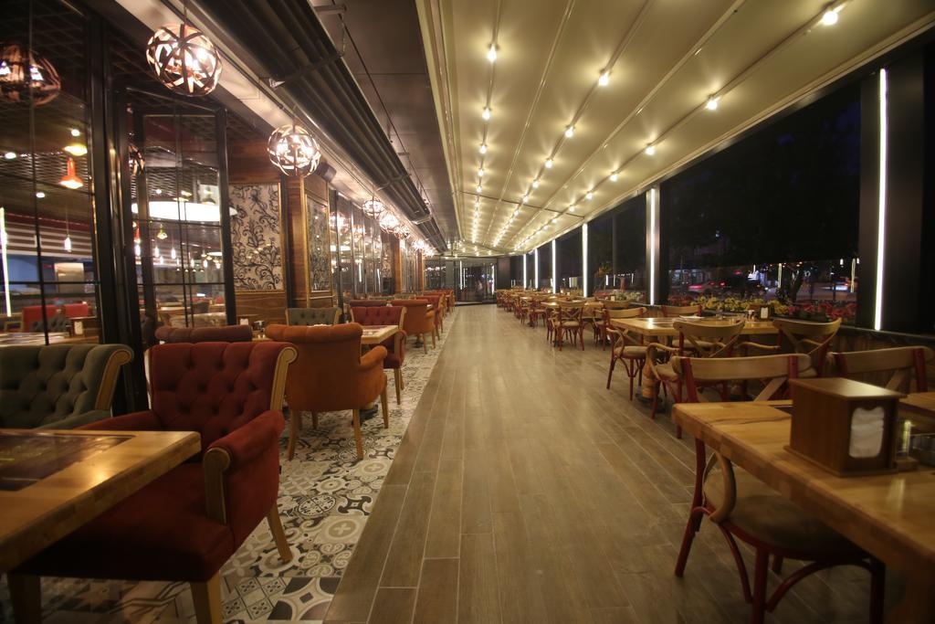The Corner Hotel Sincan Ngoại thất bức ảnh