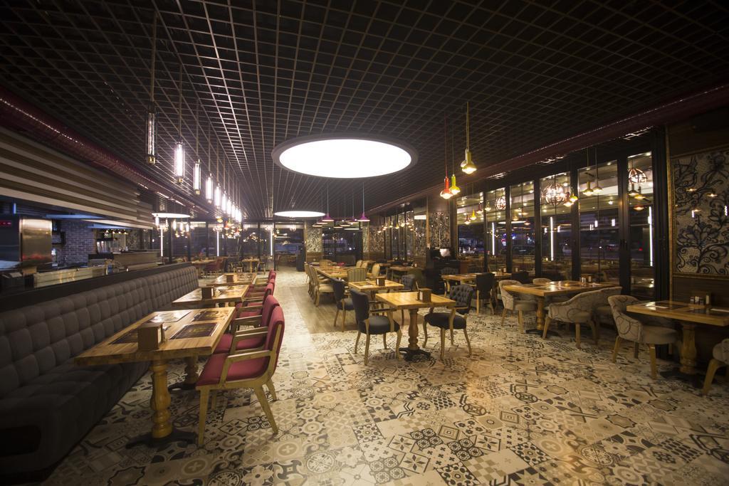The Corner Hotel Sincan Ngoại thất bức ảnh