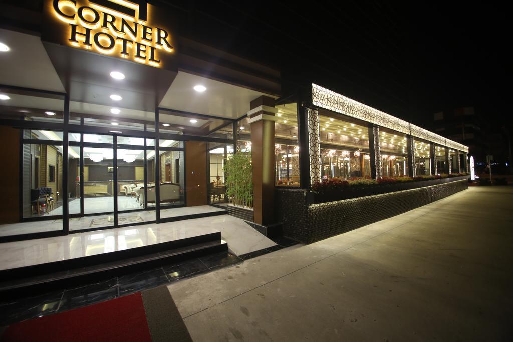 The Corner Hotel Sincan Ngoại thất bức ảnh