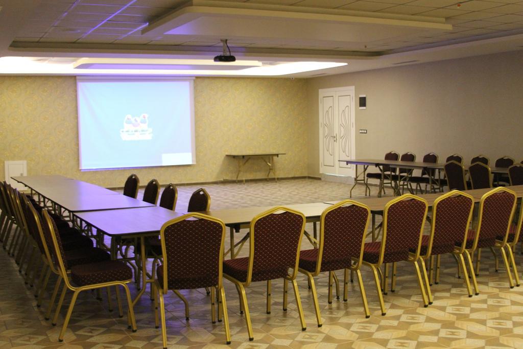 The Corner Hotel Sincan Ngoại thất bức ảnh