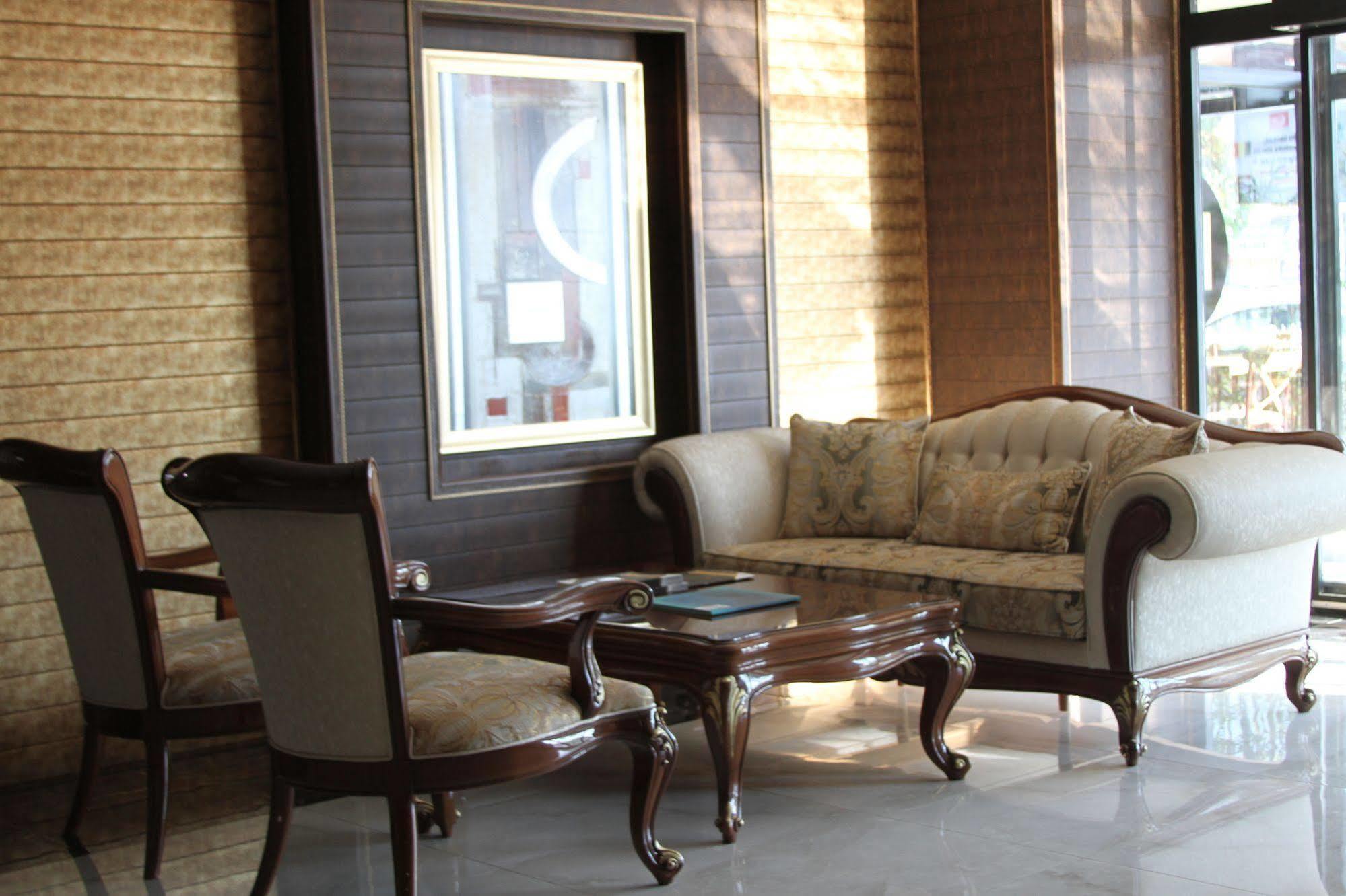 The Corner Hotel Sincan Ngoại thất bức ảnh