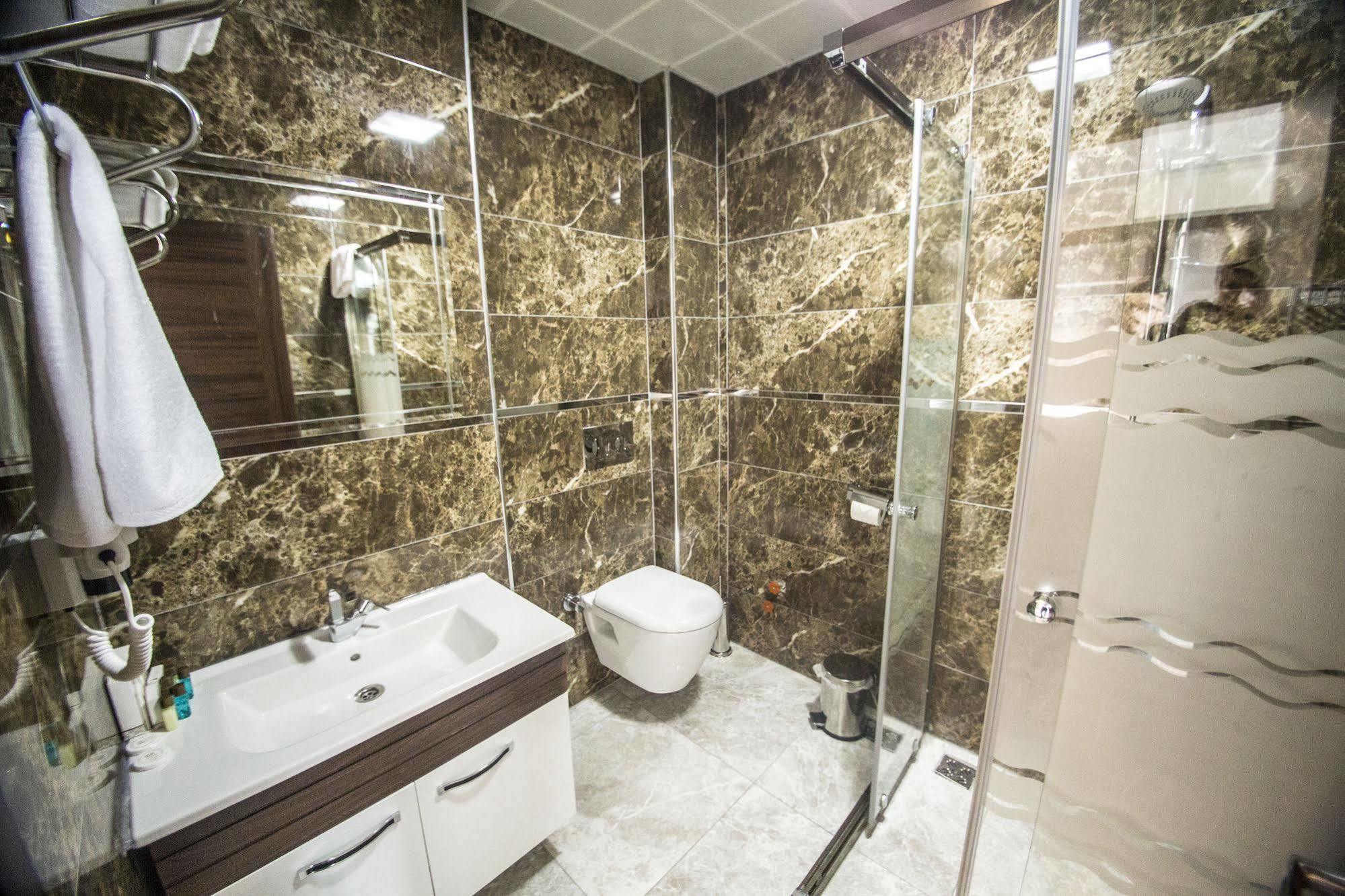 The Corner Hotel Sincan Ngoại thất bức ảnh